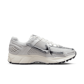 WMNS ZOOM VOMERO 5 "PHOTON DUST"
