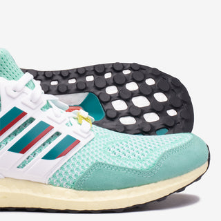 ULTRABOOST 1.0 DNA "ZX 9000"