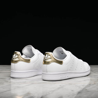 WMNS STAN SMITH - WHITE / GOLD METALLIC