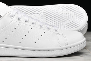 WMNS STAN SMITH - WHITE / GOLD METALLIC